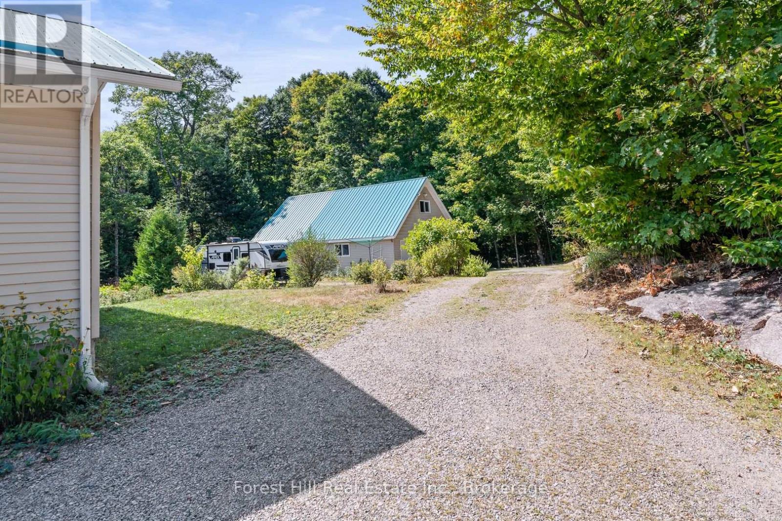 2851 Kawagama Lake Road, Algonquin Highlands, Ontario  P0A 1E0 - Photo 23 - X12371218