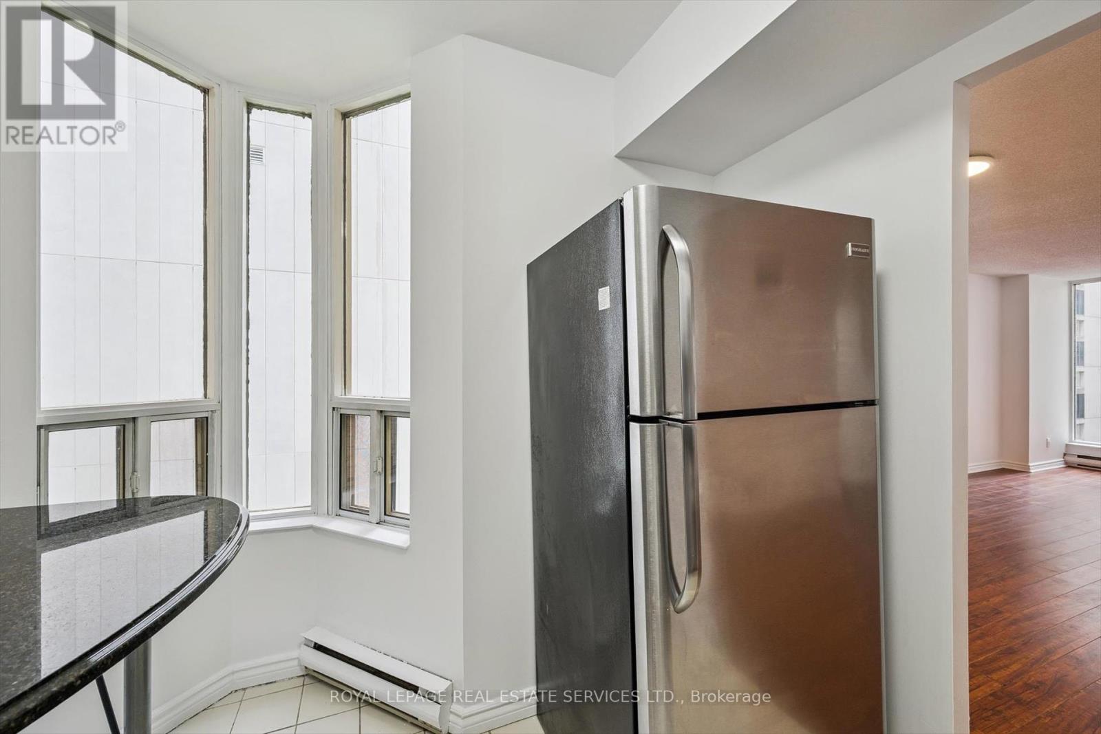 703 - 55 Centre Avenue, Toronto, Ontario  M5G 2H5 - Photo 13 - C12371202