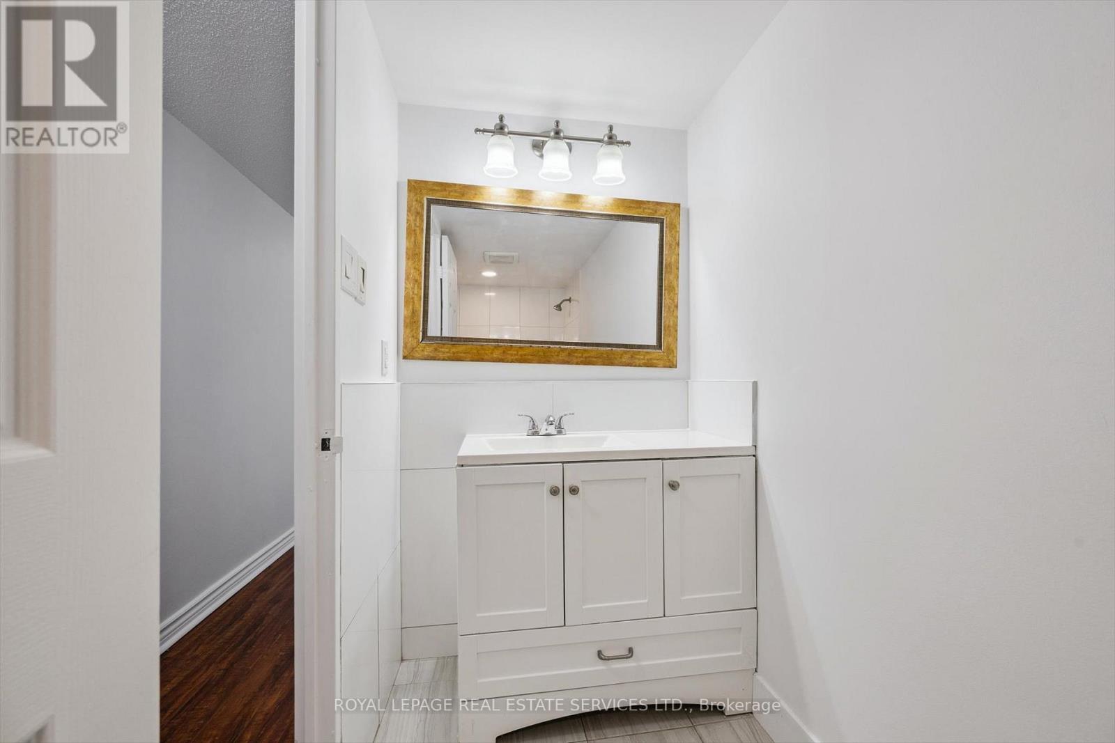 703 - 55 Centre Avenue, Toronto, Ontario  M5G 2H5 - Photo 21 - C12371202