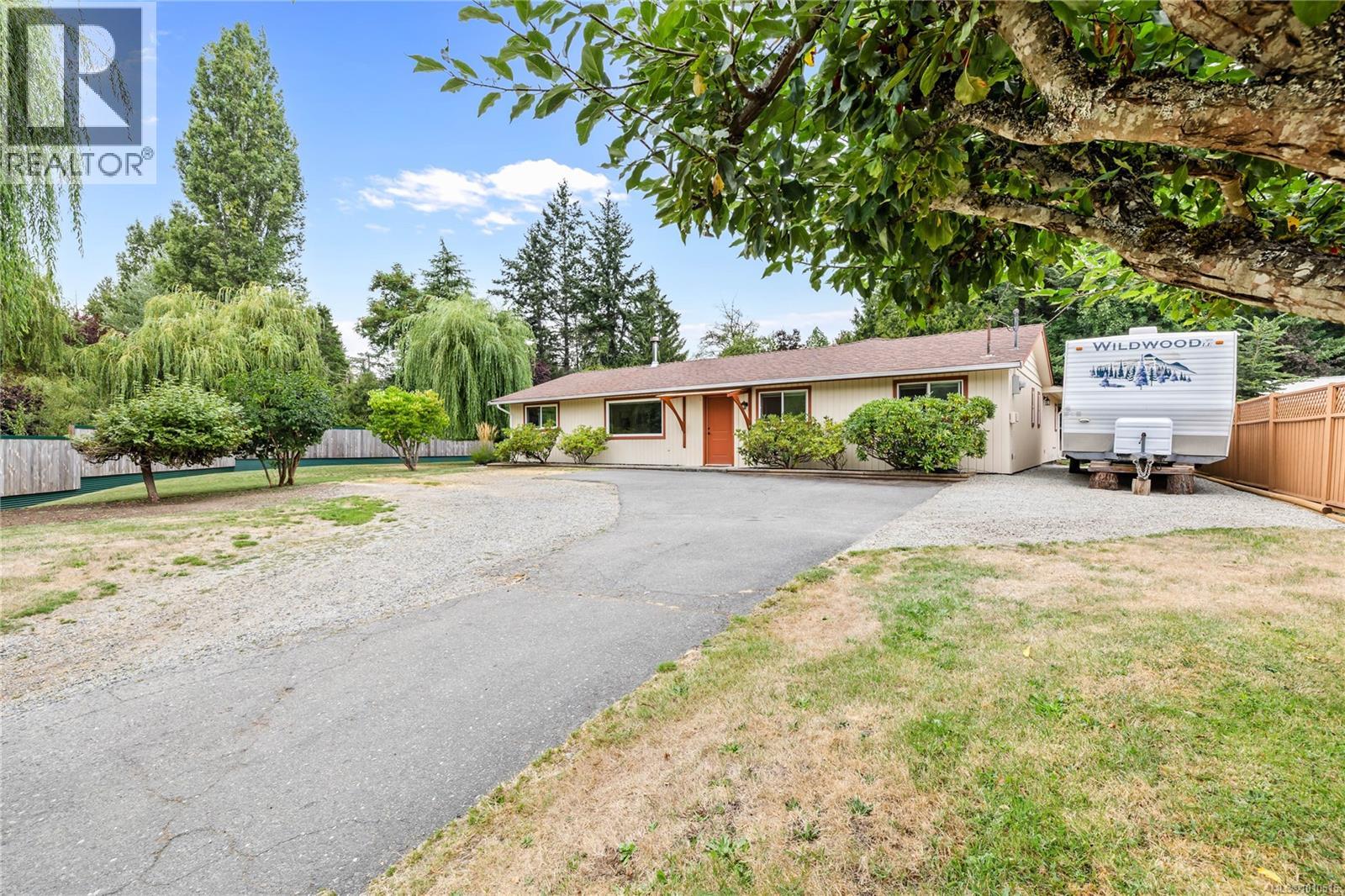220 Park Dr, Salt Spring, British Columbia