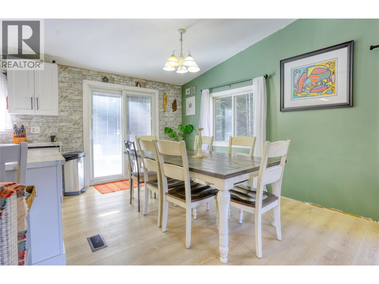 4366 Poplar Ridge Crescent, Crescent Valley, British Columbia  V0G 1H1 - Photo 11 - 10342299