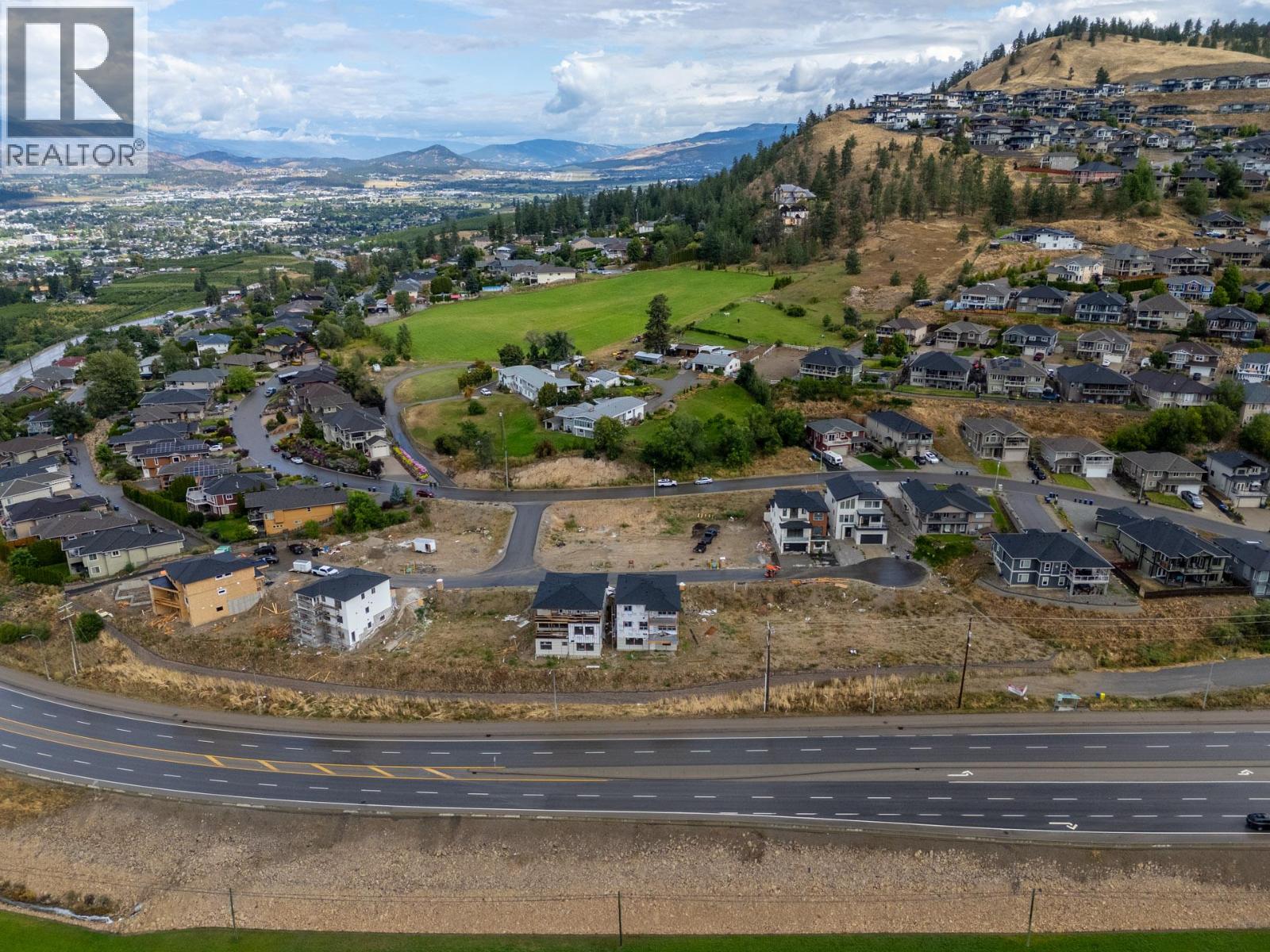 1144 Hume Avenue, Black Mountain, Kelowna  by McFadden Real Estate 1144 Hume Avenue, Black Mountain, Kelowna