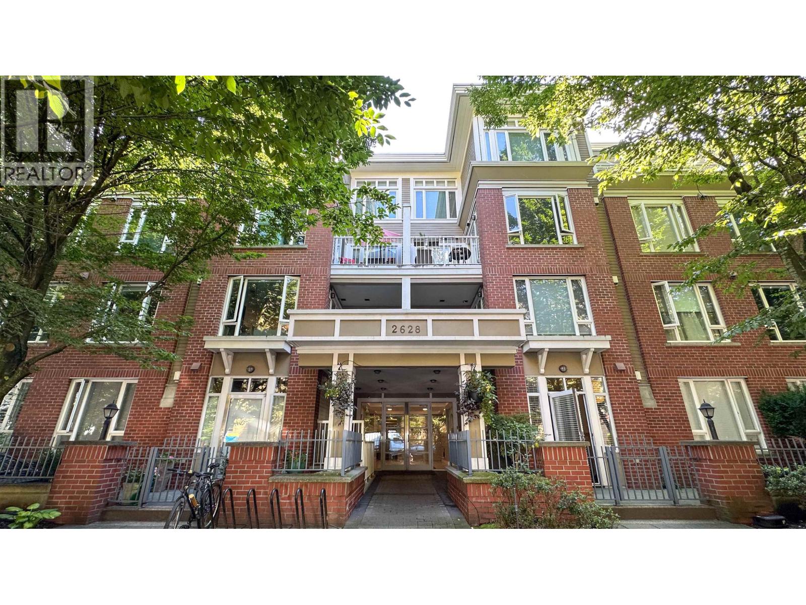 204 2628 YEW STREET, Vancouver, British Columbia