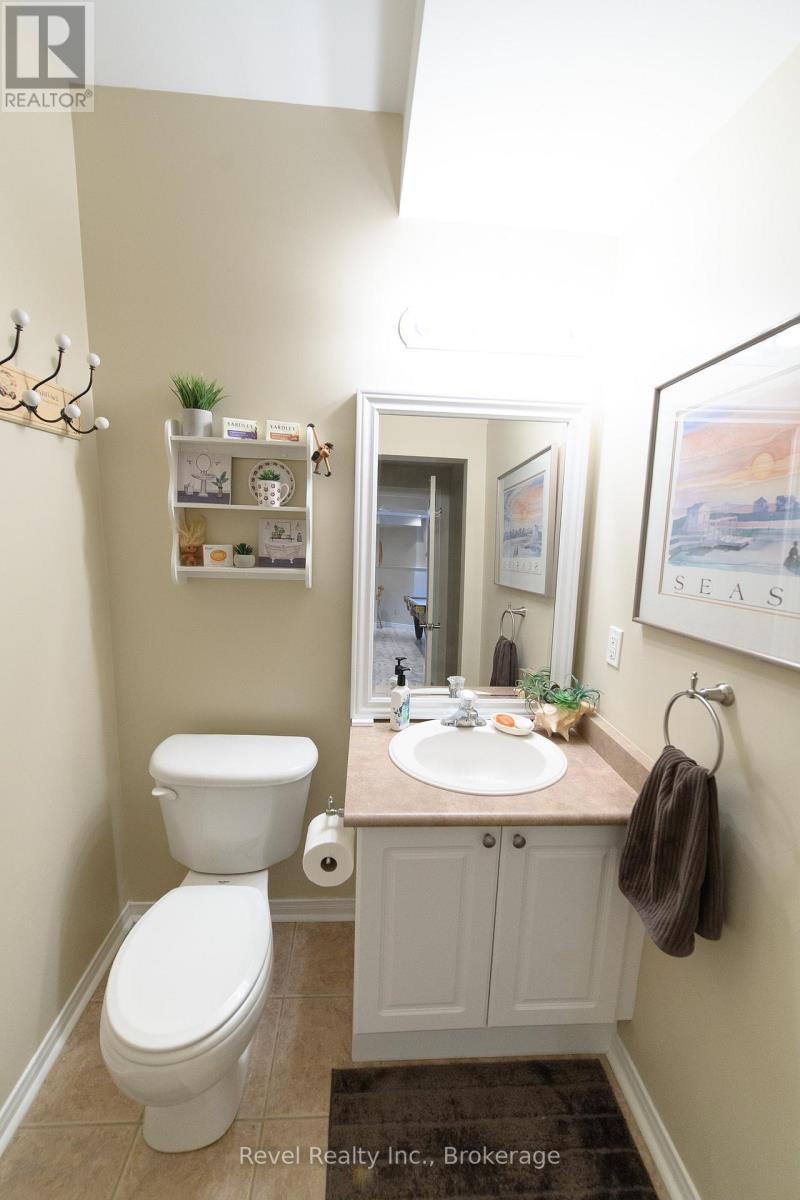 30 Cranberry Heights, Wasaga Beach, Ontario  L9Z 1M9 - Photo 21 - S12338060