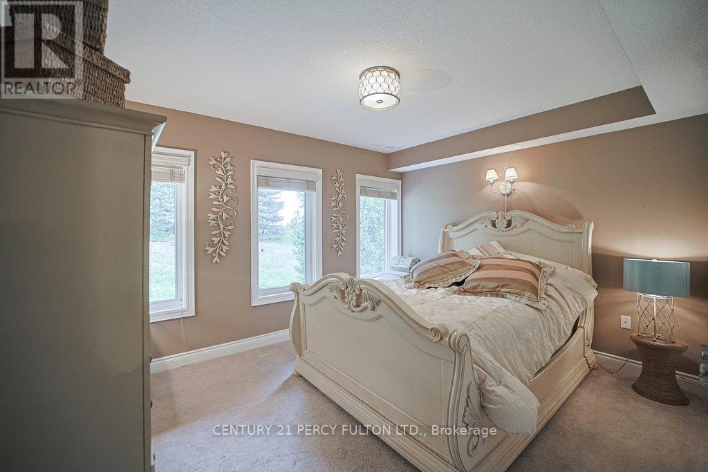 159 Ridge Way, New Tecumseth, Ontario  L9R 0H3 - Photo 6 - N12371259