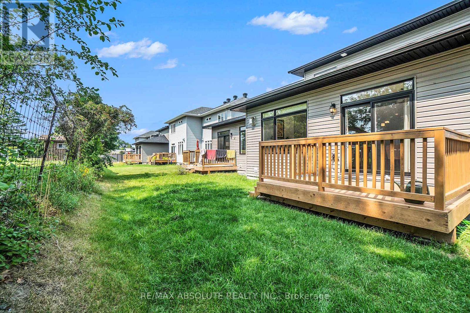 29 Mac Beattie Drive, Arnprior, Ontario  K7S 0J3 - Photo 30 - X12371287