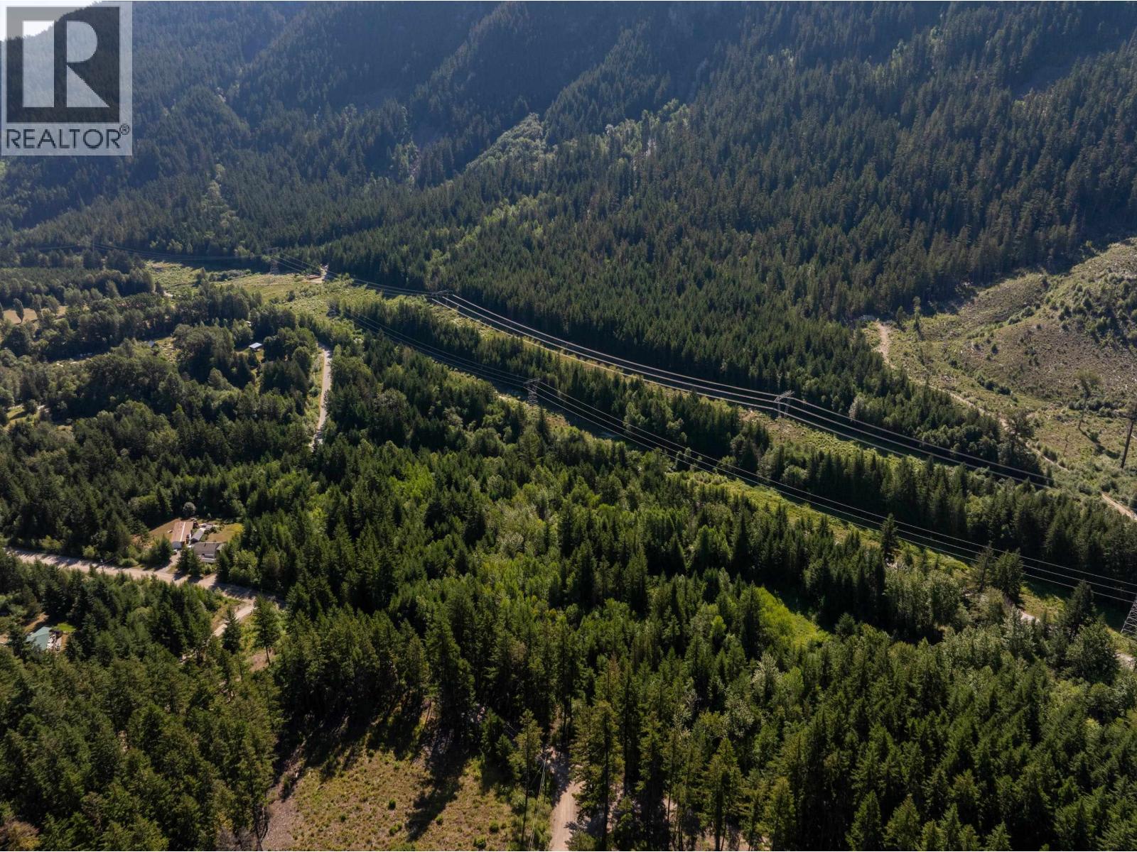 8896 Pemberton Portage Road, Pemberton, British Columbia  V0N 2L0 - Photo 16 - R3041644