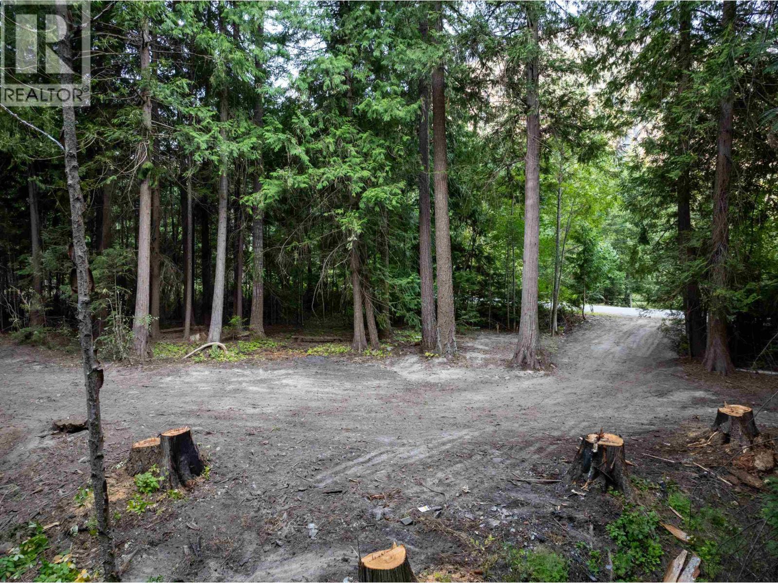 8896 Pemberton Portage Road, Pemberton, British Columbia  V0N 2L0 - Photo 9 - R3041644