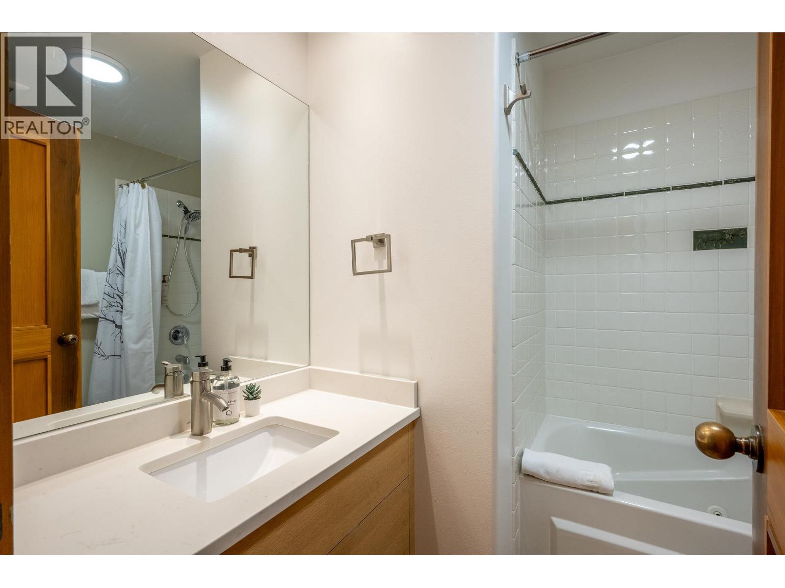 6 2250 Nordic Drive, Whistler, British Columbia  V8E 0P4 - Photo 12 - R3041650