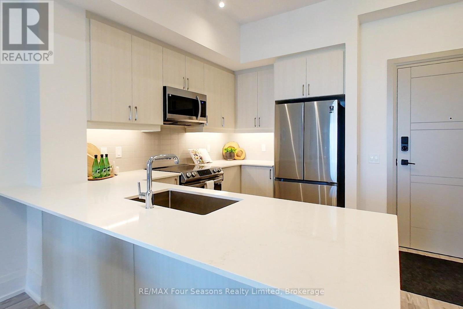 402 - 1 Hume Street, Collingwood, Ontario L9Y 0X3 - Photo 14 - S12371300