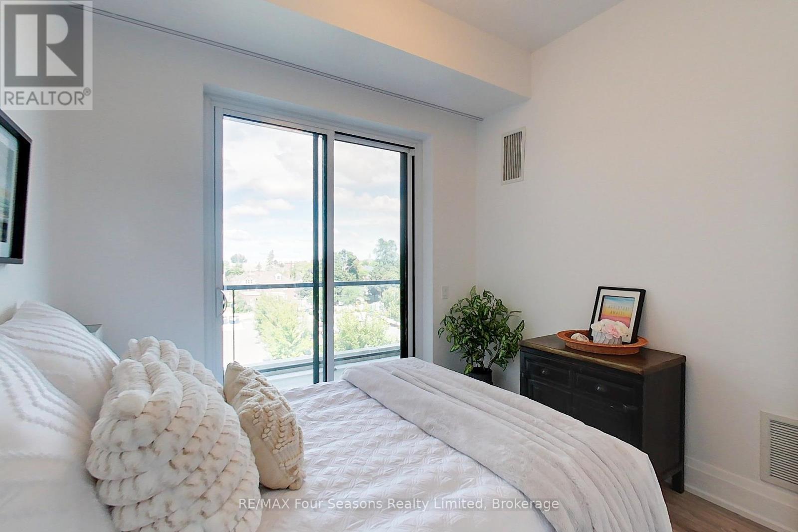 402 - 1 Hume Street, Collingwood, Ontario L9Y 0X3 - Photo 19 - S12371300