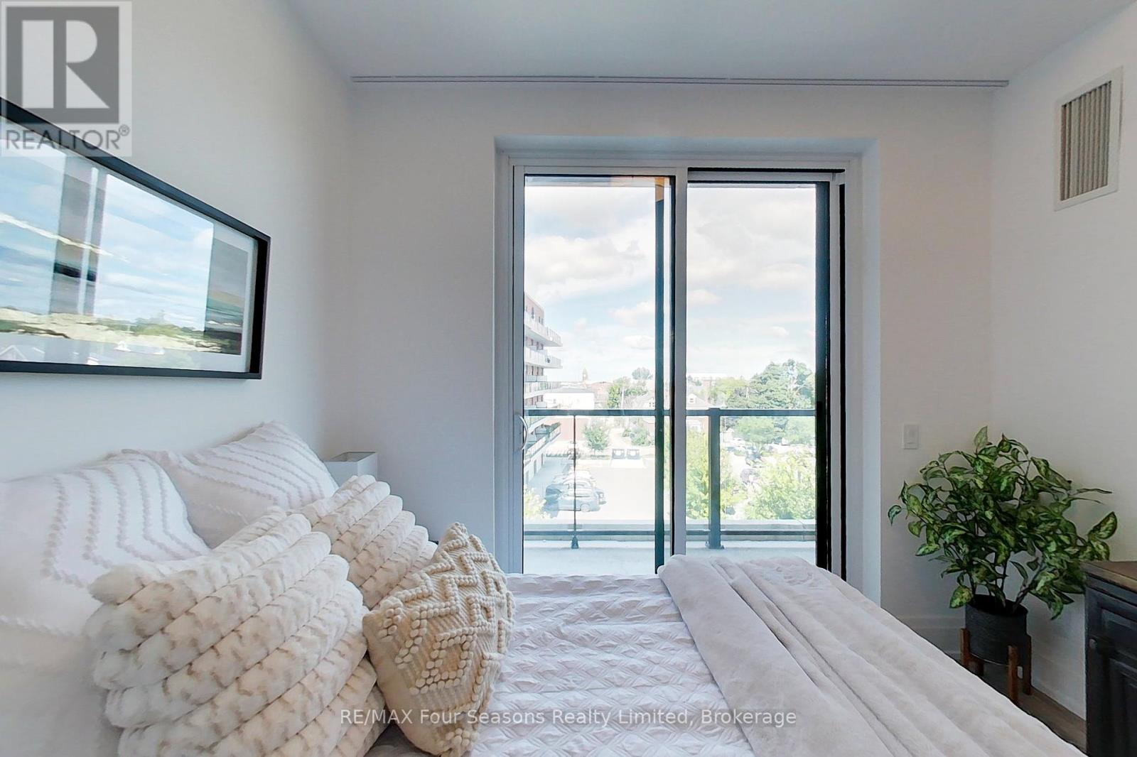 402 - 1 Hume Street, Collingwood, Ontario L9Y 0X3 - Photo 20 - S12371300