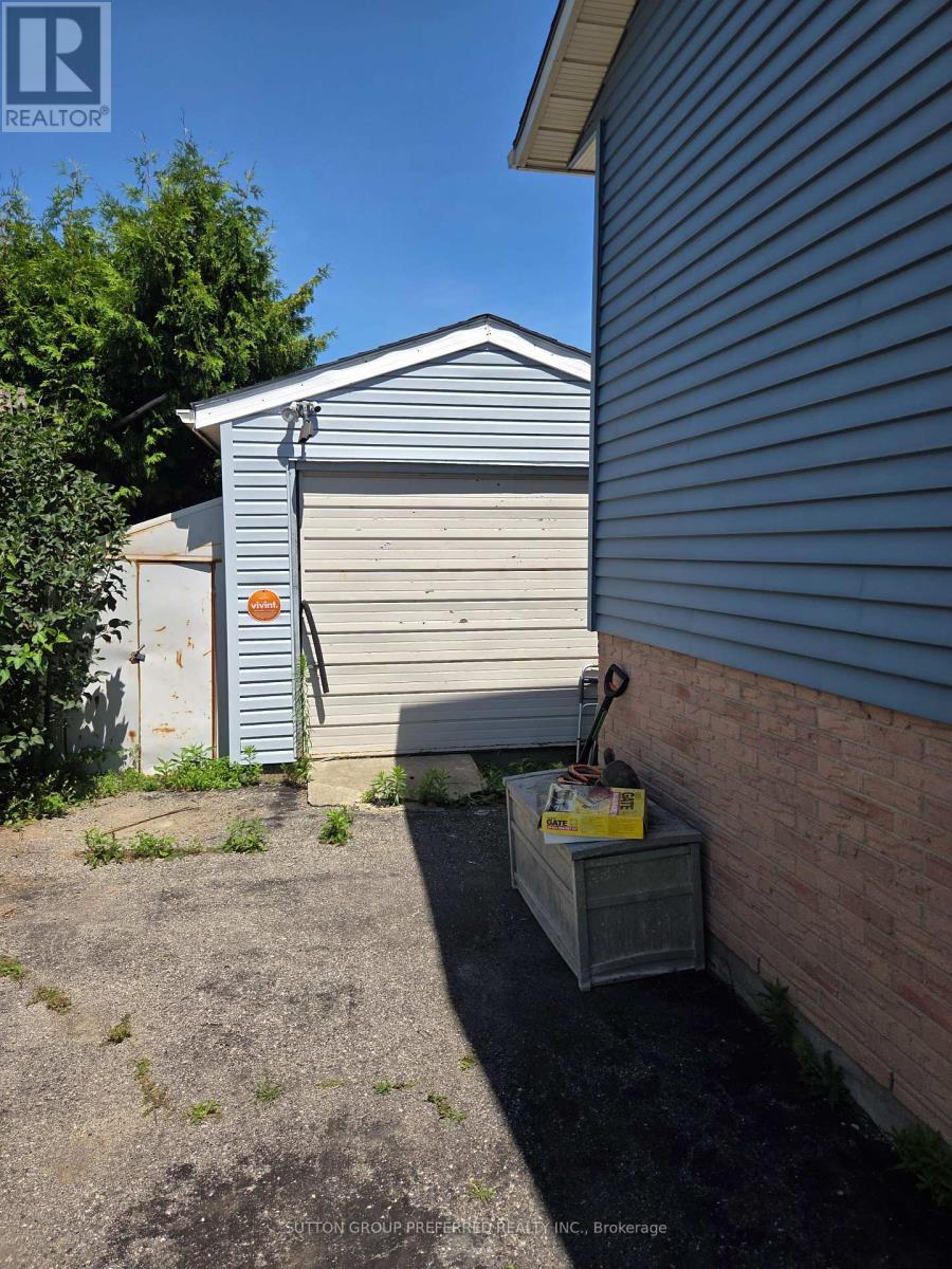 1093 Cree Avenue, Woodstock, Ontario  N4T 1A3 - Photo 18 - X12317820