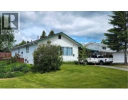 19 Ingenika Drive, Mackenzie, Ca