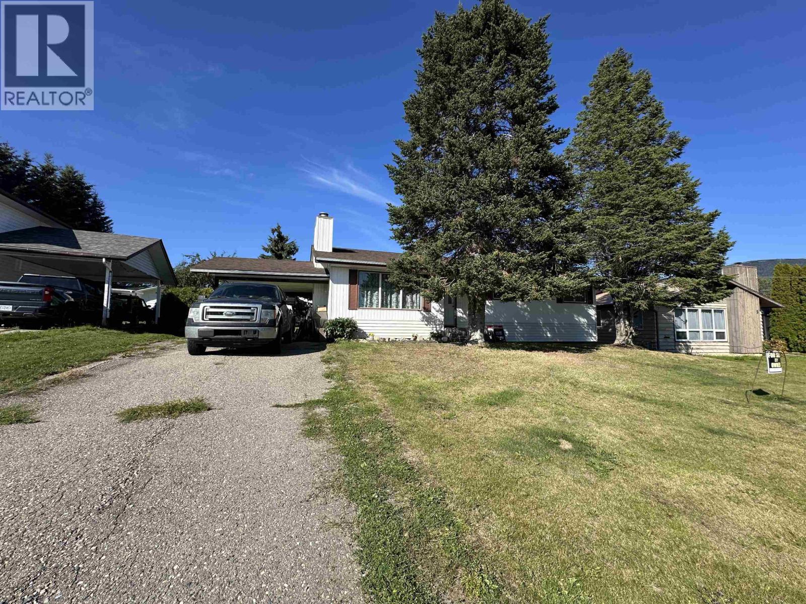 7 SCOVIL PLACE, Mackenzie, British Columbia
