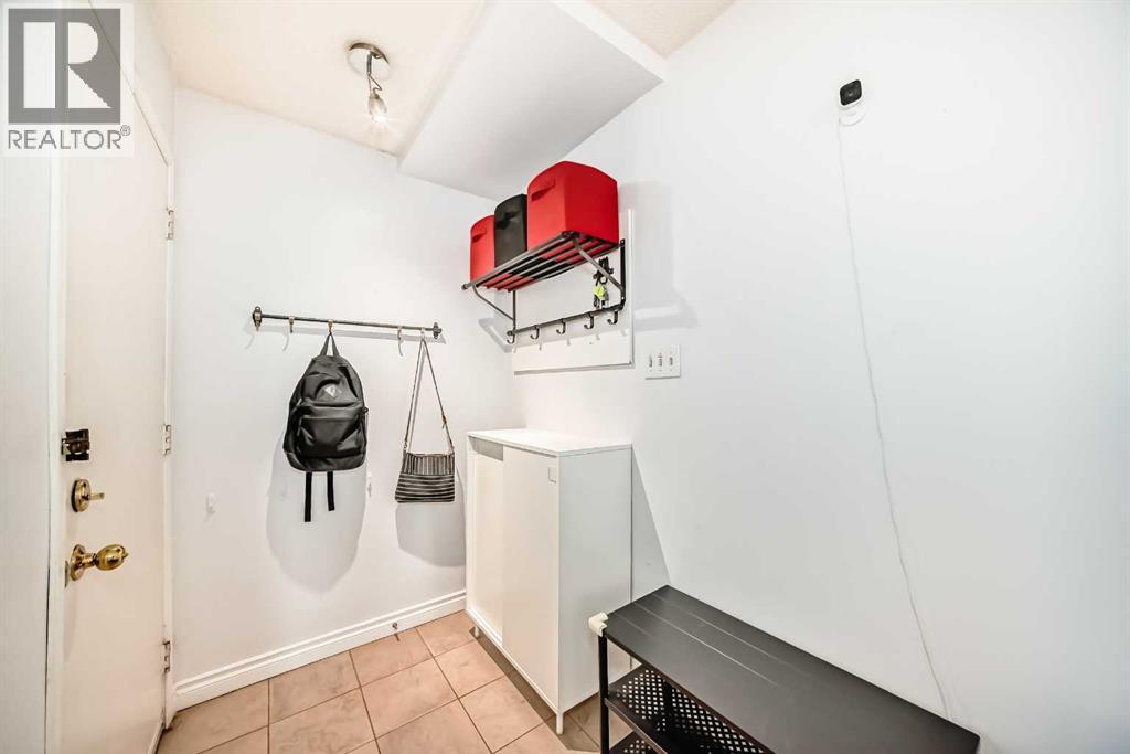 Property at 16, 7205 4 Street NE image 4