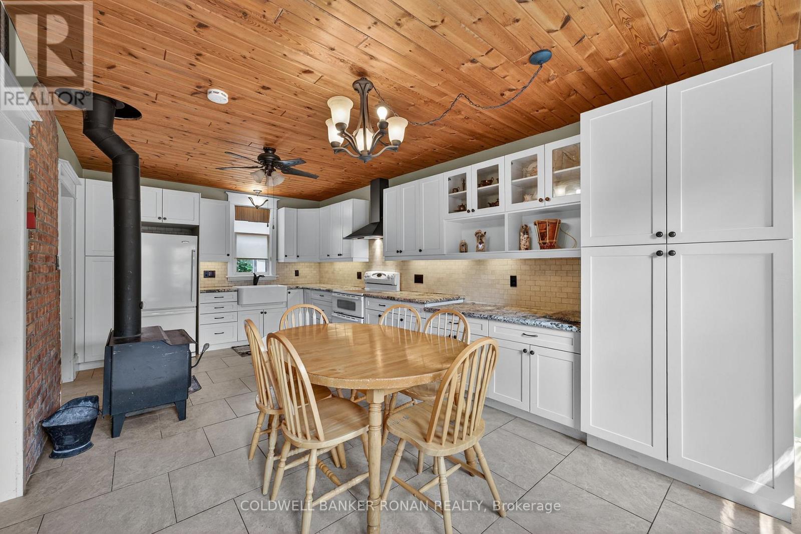 12 Nelson Street, New Tecumseth, Ontario  L9R 1G9 - Photo 17 - N12371321