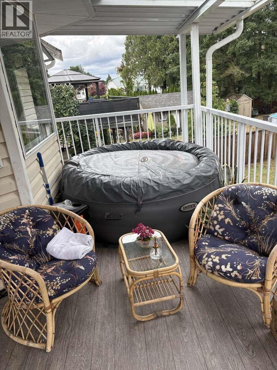 12400 Nikola Street, Pitt Meadows, British Columbia  V3Y 2K8 - Photo 7 - R3041657