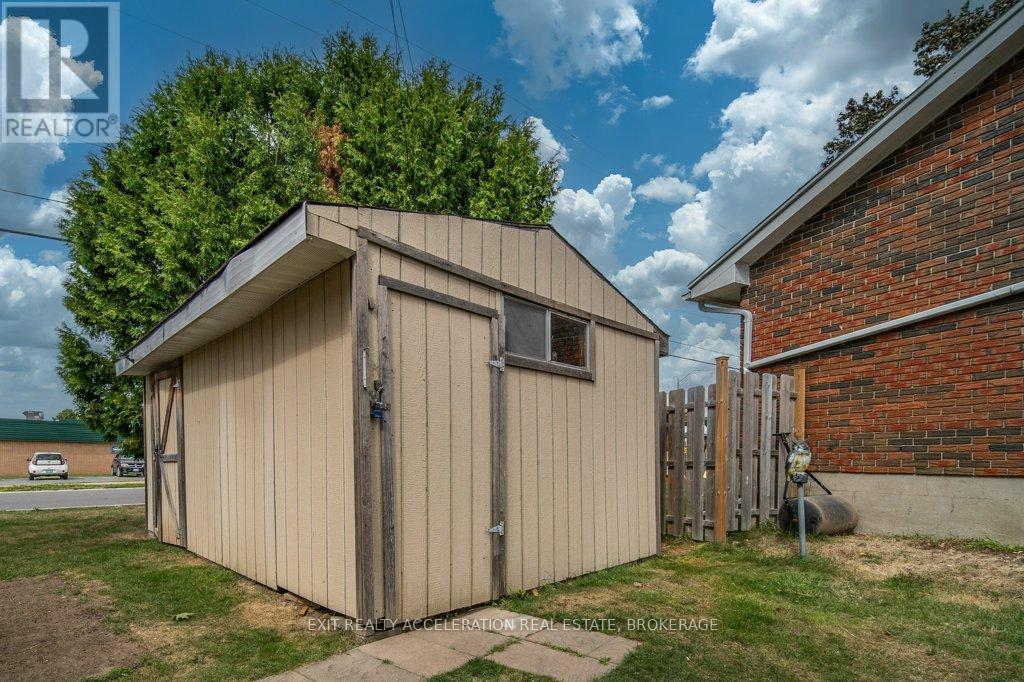 28 Sunset Crescent, Greater Napanee, Ontario  K7R 2G5 - Photo 44 - X12371340