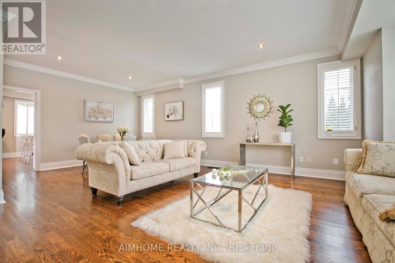 Property at 401 LONGMORE STREET image 2