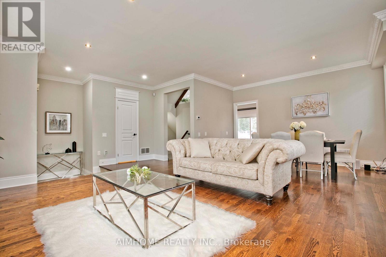 Property at 401 LONGMORE STREET image 4