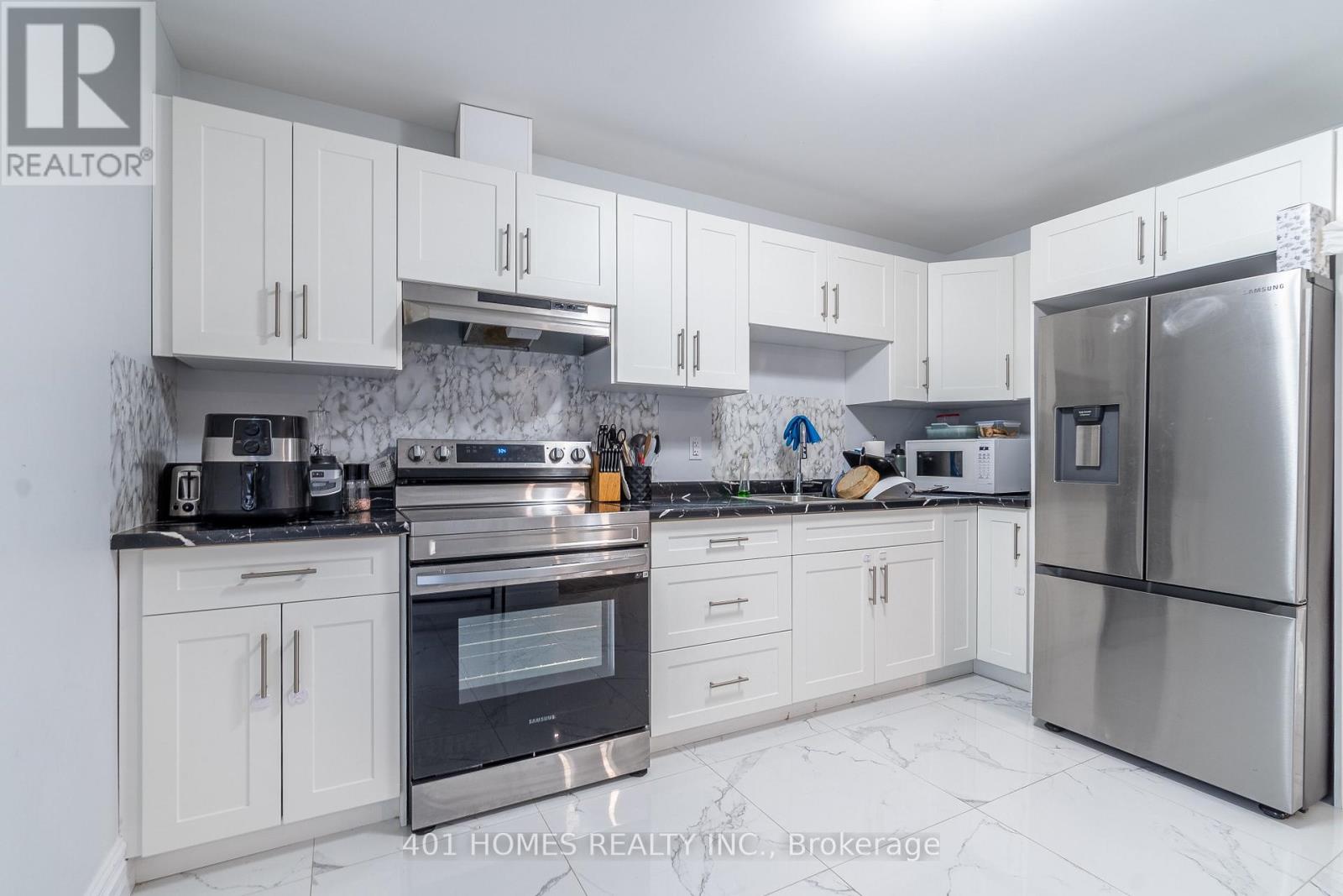 44 Peachtree Lane, Chatham-Kent, Ontario  N7L 0B3 - Photo 29 - X12371341