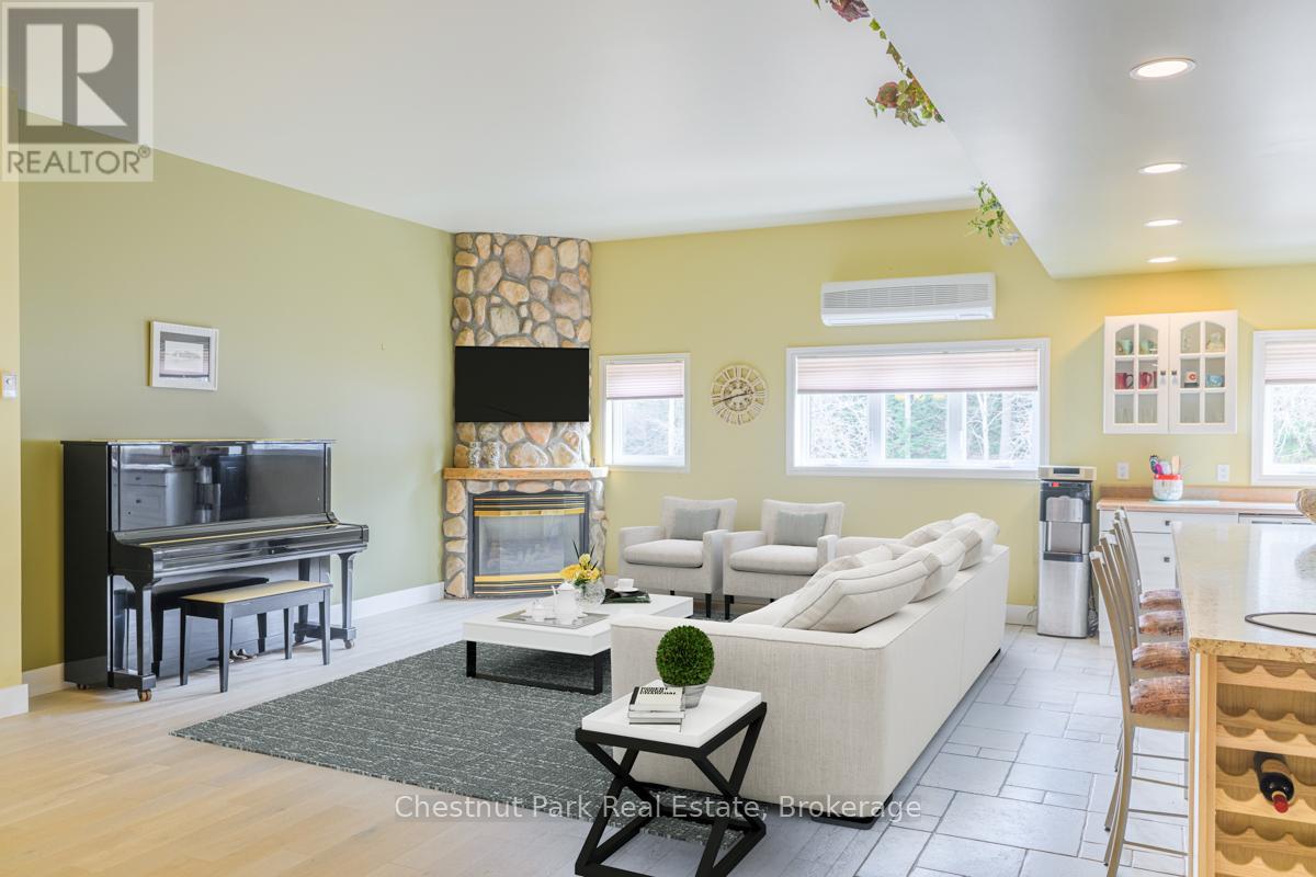 8 George Walk, Elliot Lake, Ontario  P5A 2A4 - Photo 12 - X12371343