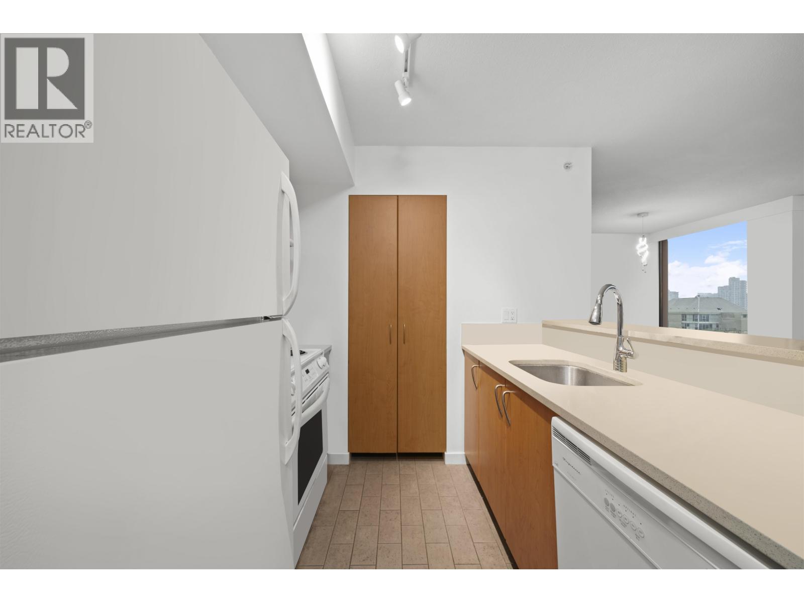 1604 1295 Richards Street, Vancouver, British Columbia  V6B 1B7 - Photo 4 - R3040214