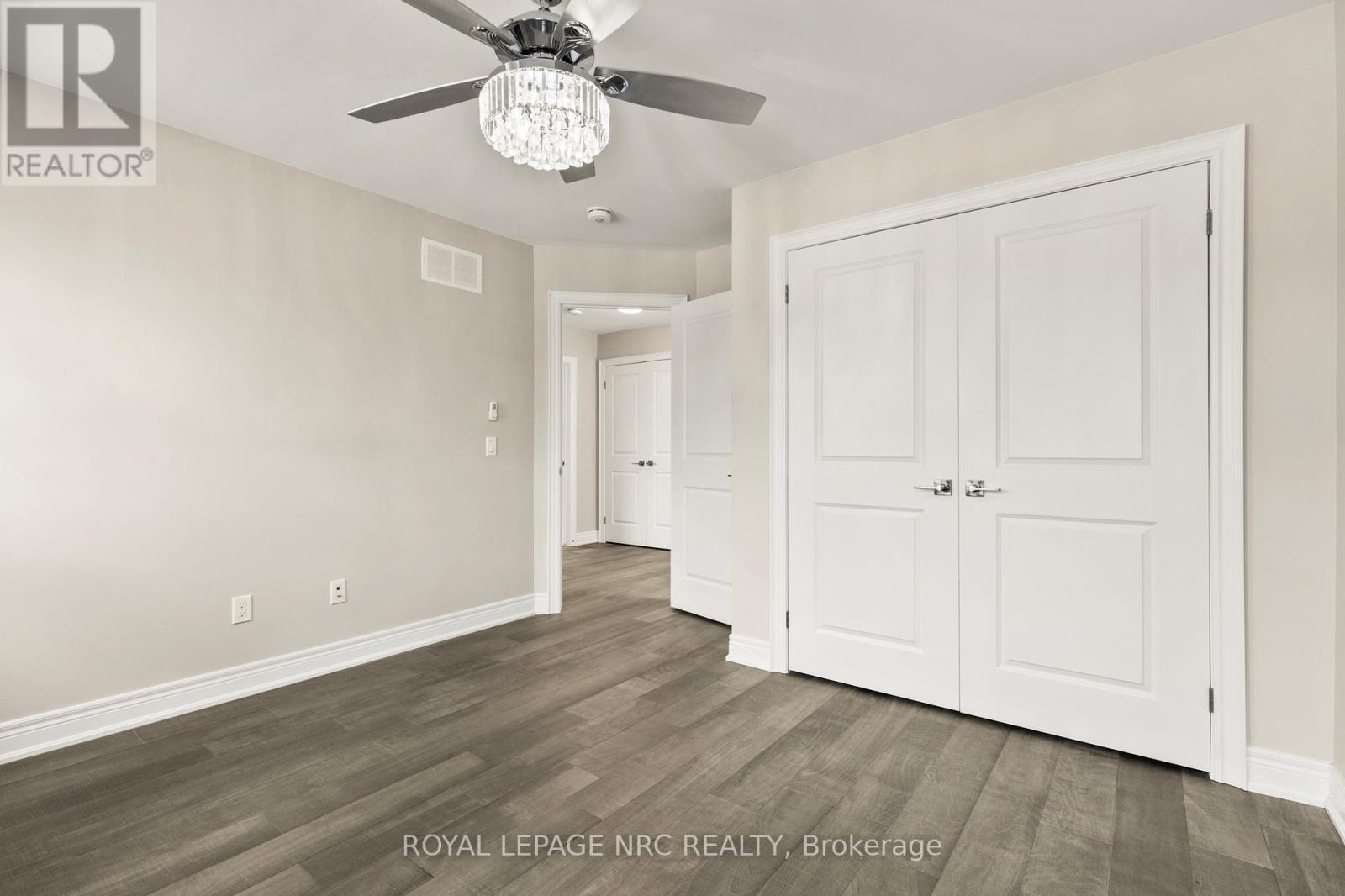 25 Autumn Avenue, Thorold, Ontario  L2V 0H2 - Photo 23 - X12371360