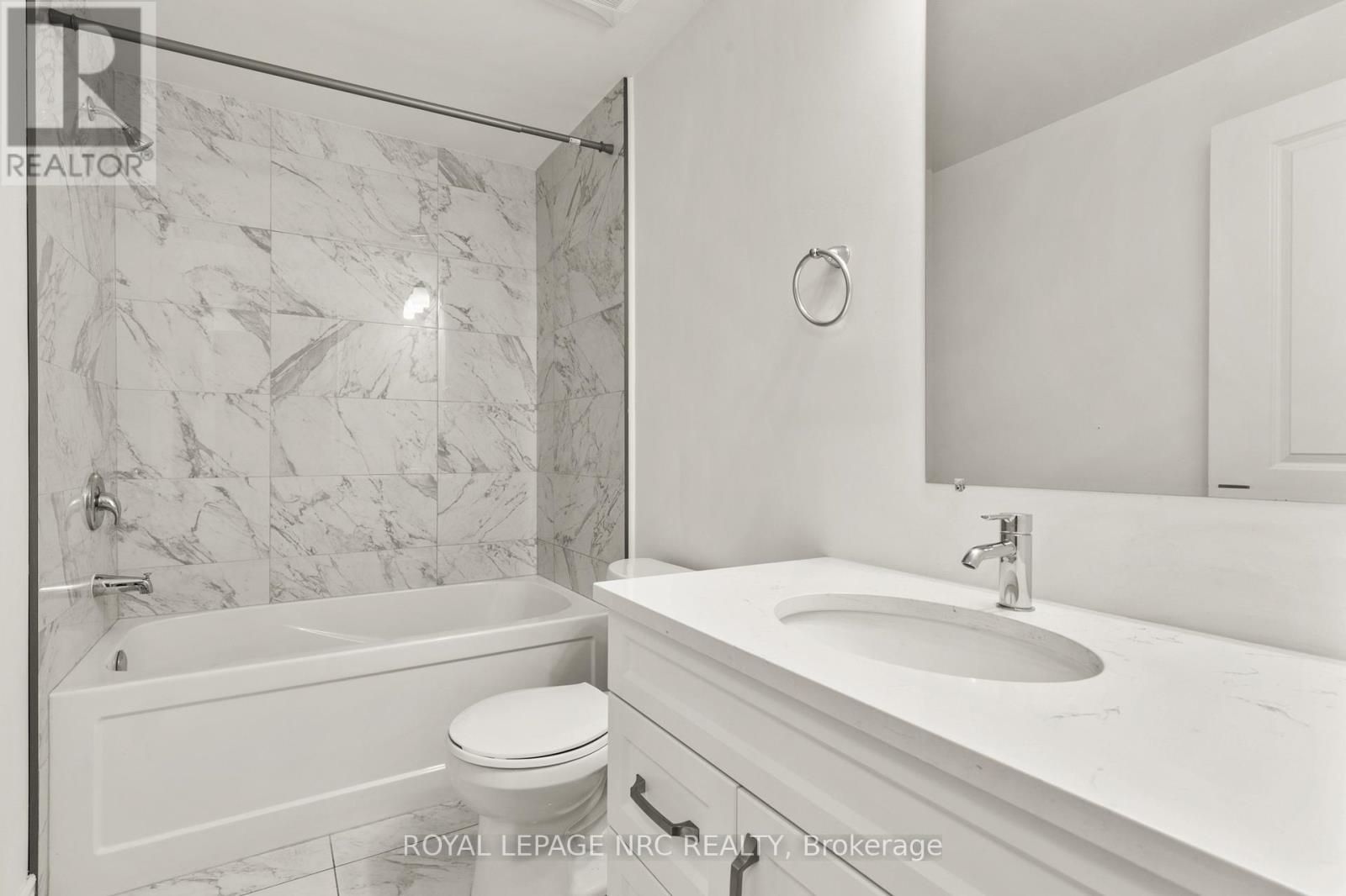 25 Autumn Avenue, Thorold, Ontario  L2V 0H2 - Photo 36 - X12371360