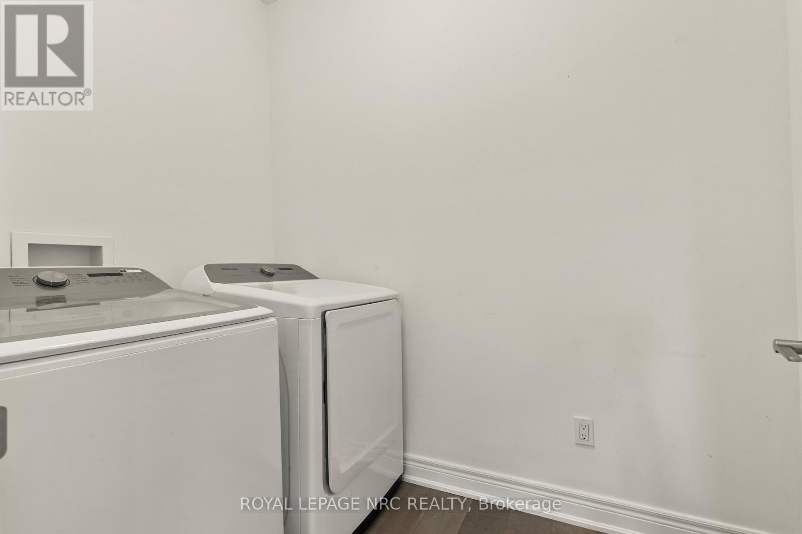 25 Autumn Avenue, Thorold, Ontario  L2V 0H2 - Photo 37 - X12371360
