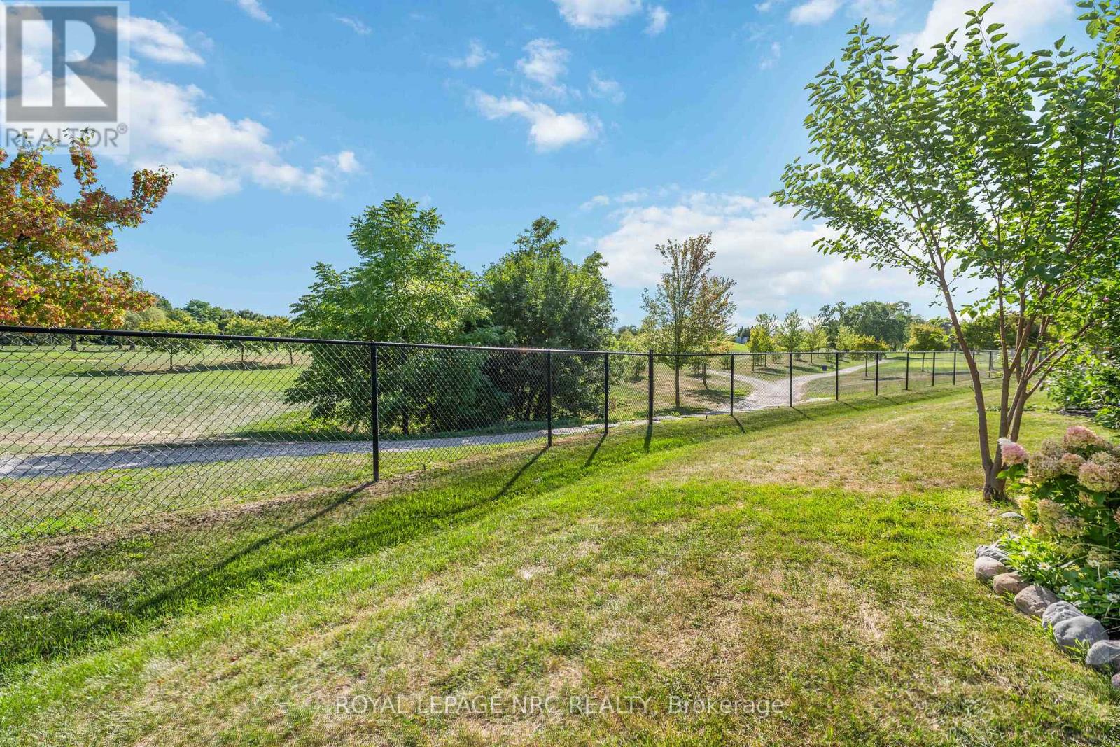 10 - 77 Avery Crescent, St. Catharines, Ontario  L2P 0E5 - Photo 37 - X12371364
