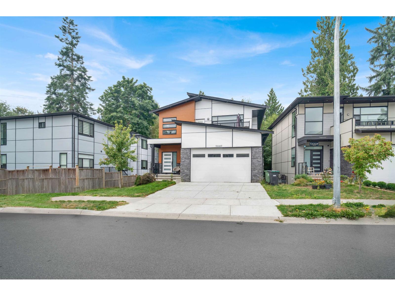 36665 CARL CREEK CRESCENT, abbotsford, British Columbia