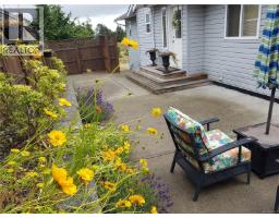 1731 Dar'S Pl Little Qualicum River Village, Qualicum Beach, Ca