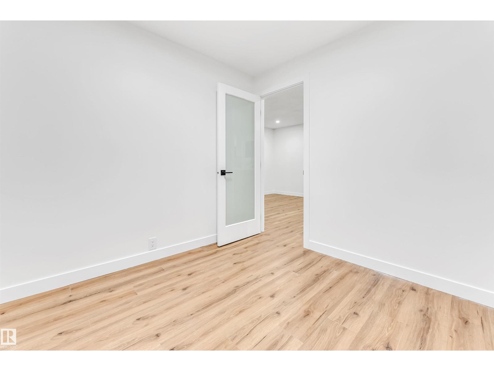 4616 32 Av Nw, Edmonton, Alberta  T6L 5J4 - Photo 25 - E4455402