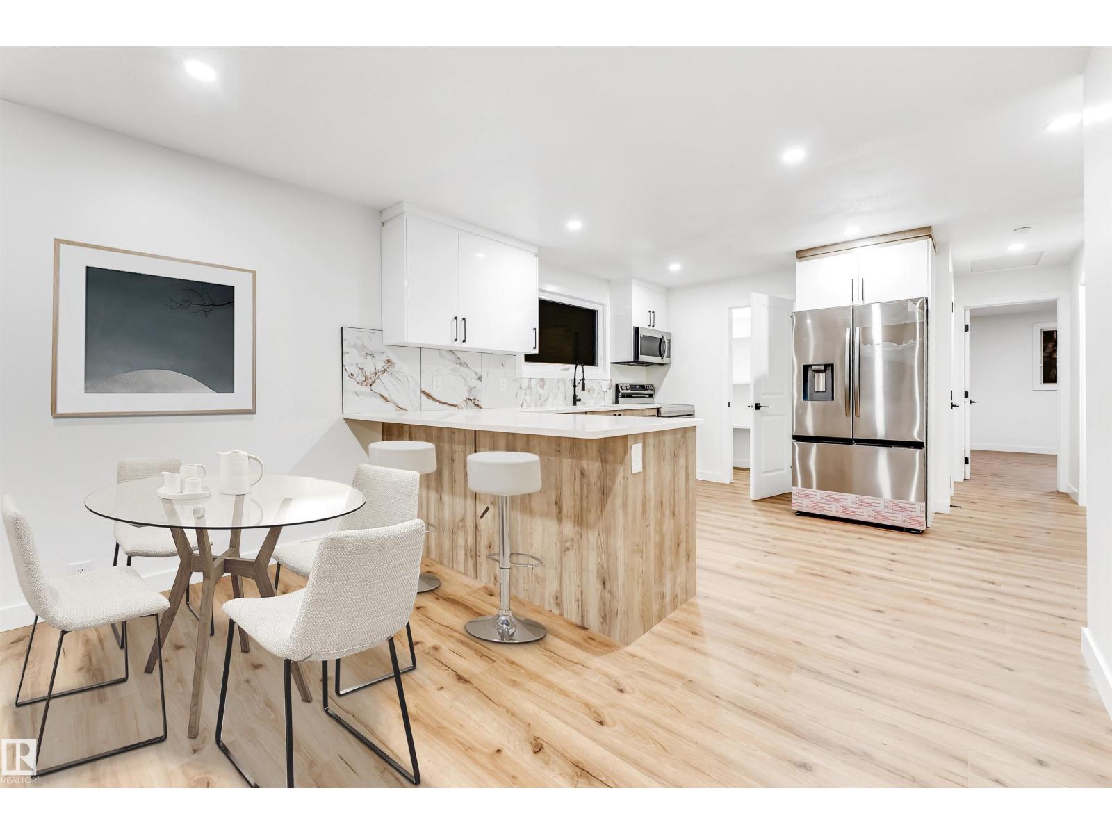 4616 32 Av Nw, Edmonton, Alberta  T6L 5J4 - Photo 3 - E4455402