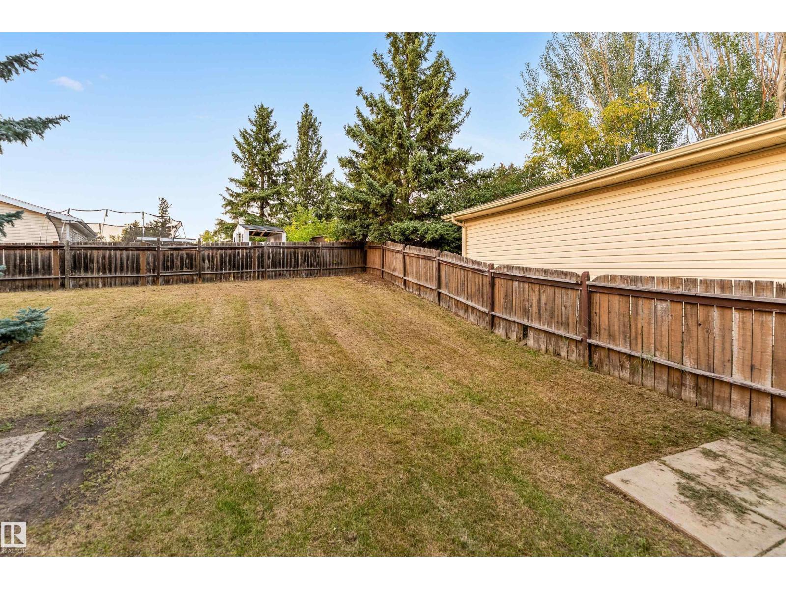 4616 32 Av Nw, Edmonton, Alberta  T6L 5J4 - Photo 7 - E4455402