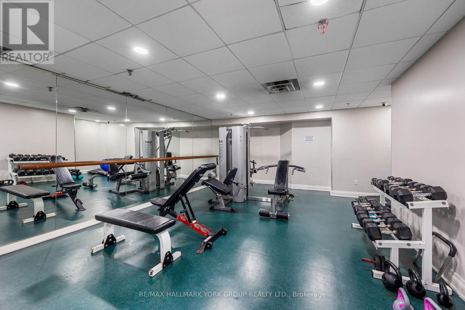 301 - 309 Major Mackenzie Drive, Richmond Hill, Ontario  L4C 9V5 - Photo 17 - N12371390