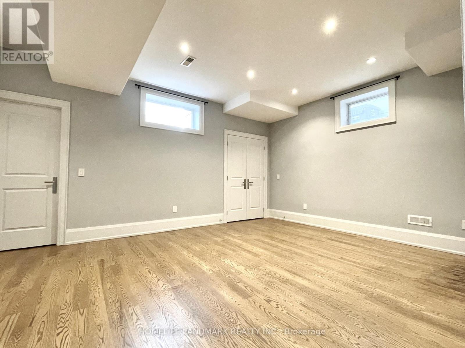 Lower - 597 Montbeck Crescent, Mississauga, Ontario  L5G 1N9 - Photo 5 - W12371401