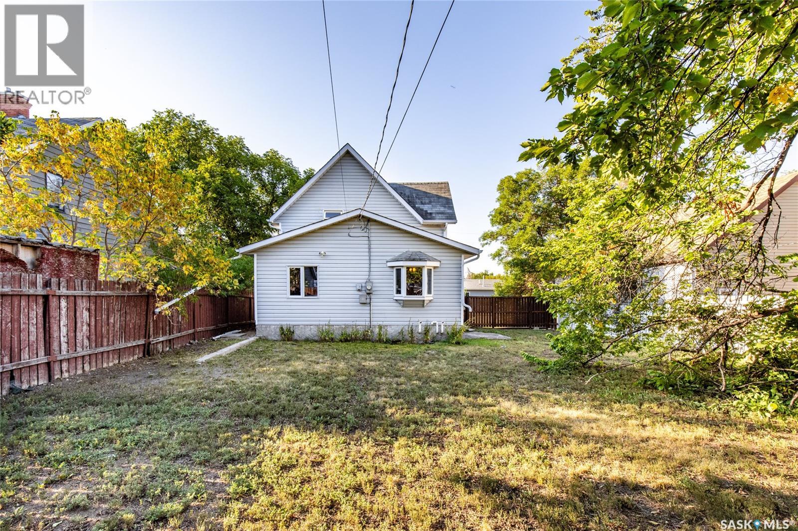 620 Ominica Street E, Moose Jaw, Saskatchewan  S6H 0H5 - Photo 41 - SK017032