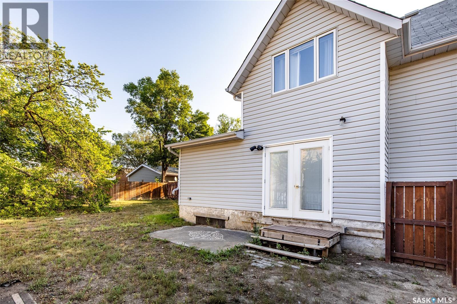 620 Ominica Street E, Moose Jaw, Saskatchewan  S6H 0H5 - Photo 39 - SK017032