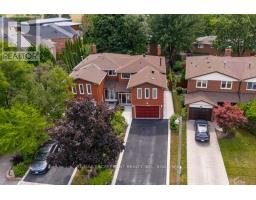 94 BREMEN LANE, Mississauga, Ontario