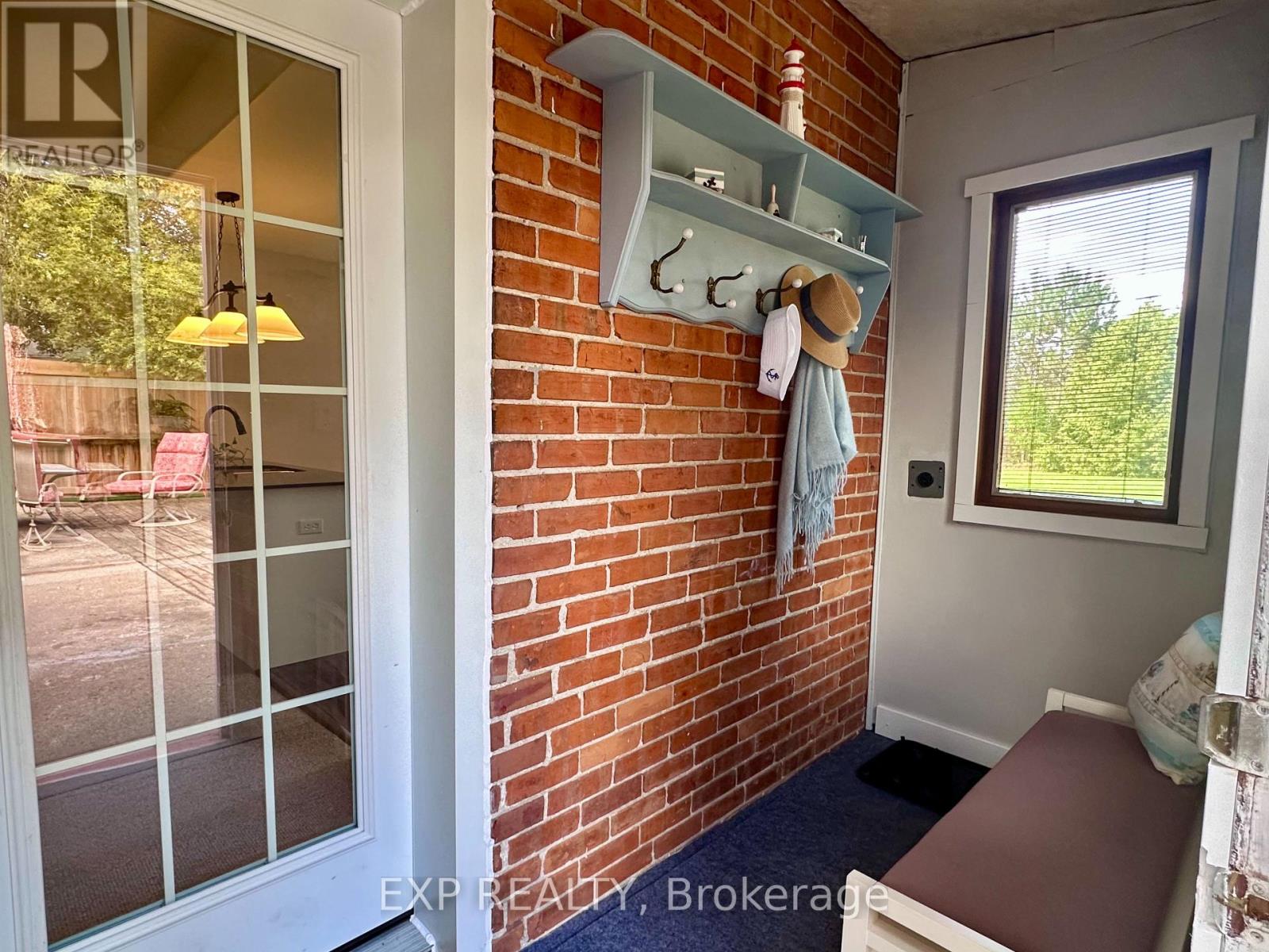 76 Sarah Street, Lambton Shores, Ontario  N0M 2M0 - Photo 27 - X12371428