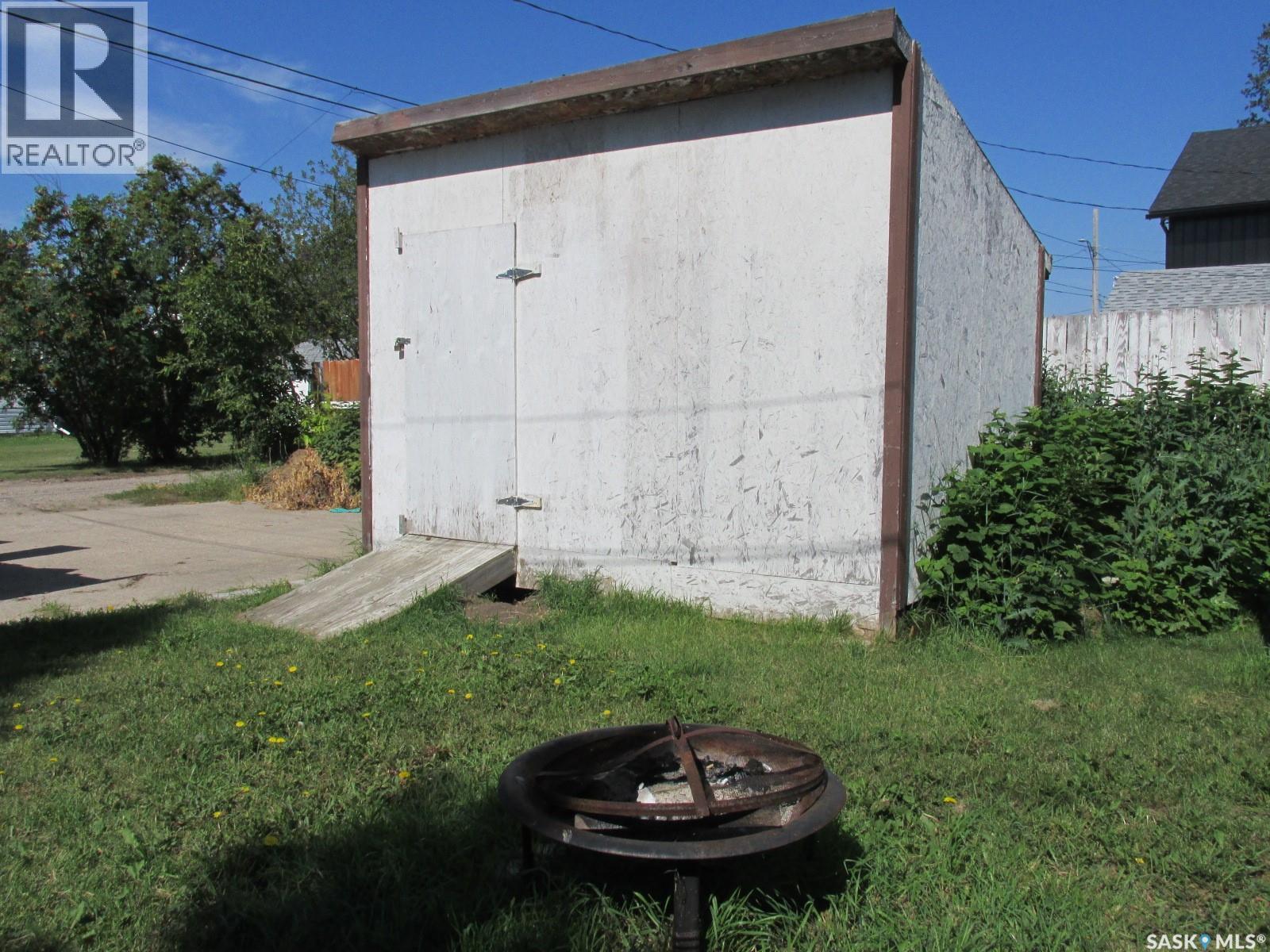 304 1st Street W, Nipawin, Saskatchewan  S0E 1E0 - Photo 39 - SK013763