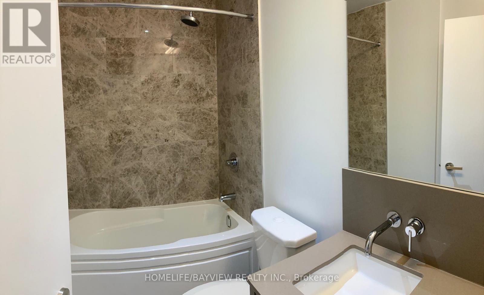 6601 - 88 Harbour Street, Toronto, Ontario  M5J 0C3 - Photo 6 - C12371412