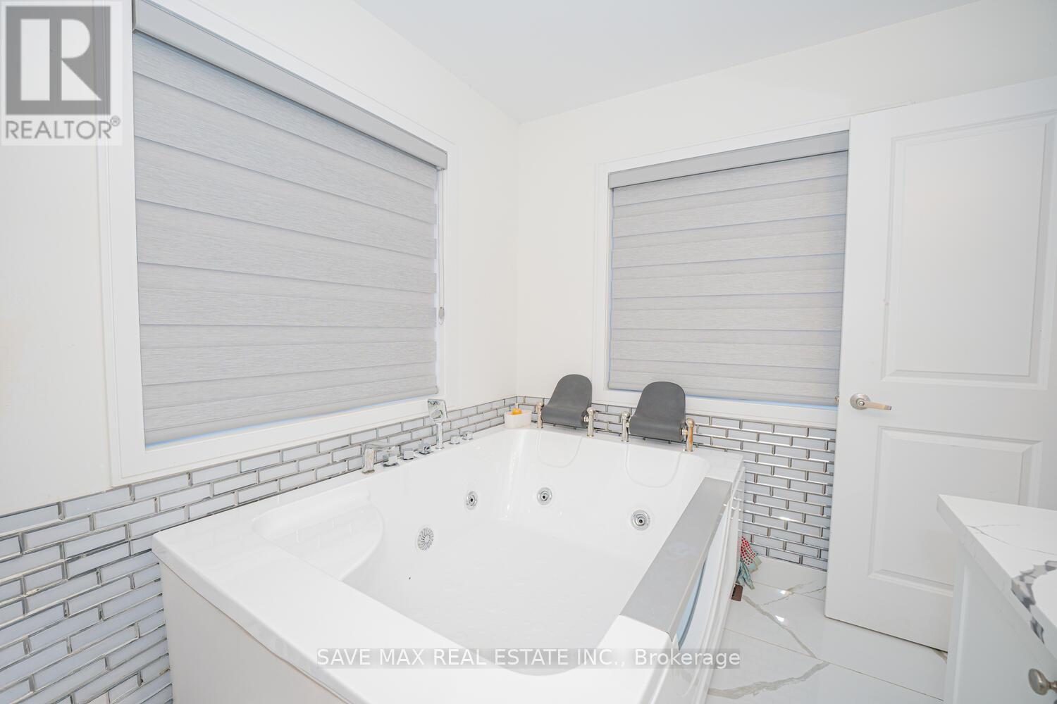 23 Hendricks Crescent, Brampton, Ontario  L6Y 4L2 - Photo 23 - W12371444
