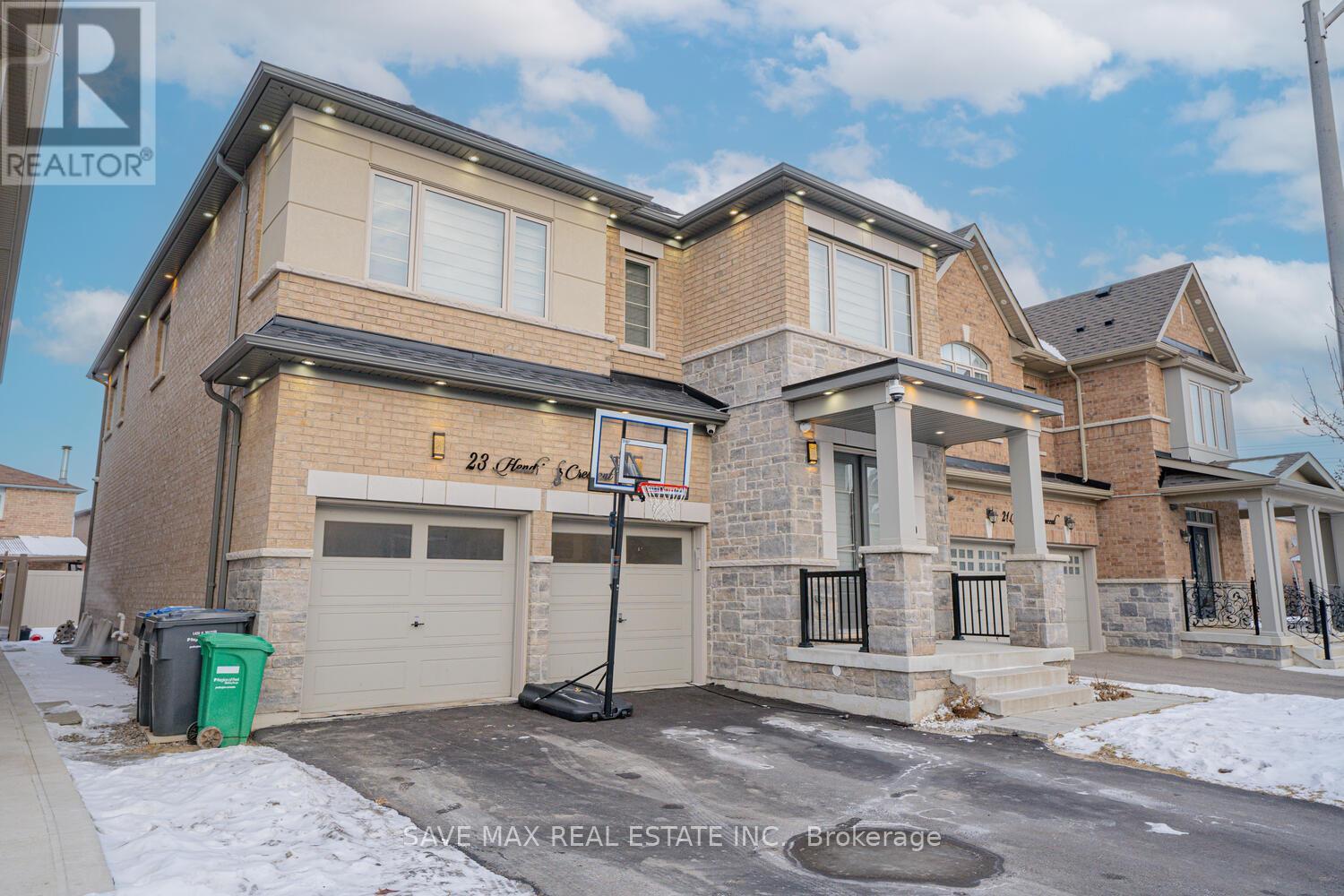 Property at 23 HENDRICKS CRESCENT image 3