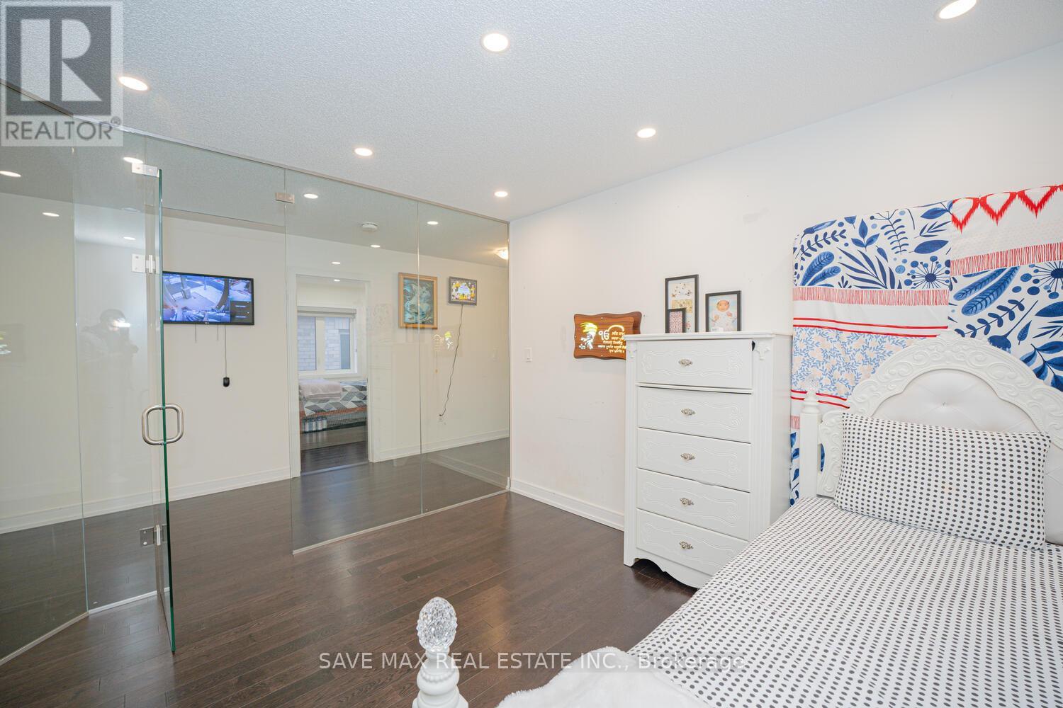 23 Hendricks Crescent, Brampton, Ontario  L6Y 4L2 - Photo 31 - W12371444