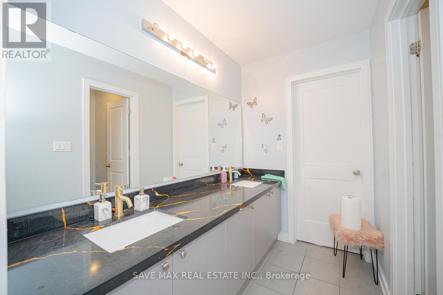 23 Hendricks Crescent, Brampton, Ontario  L6Y 4L2 - Photo 33 - W12371444