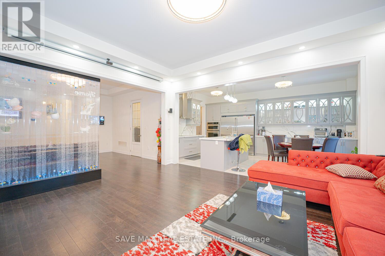 23 Hendricks Crescent, Brampton, Ontario  L6Y 4L2 - Photo 9 - W12371444